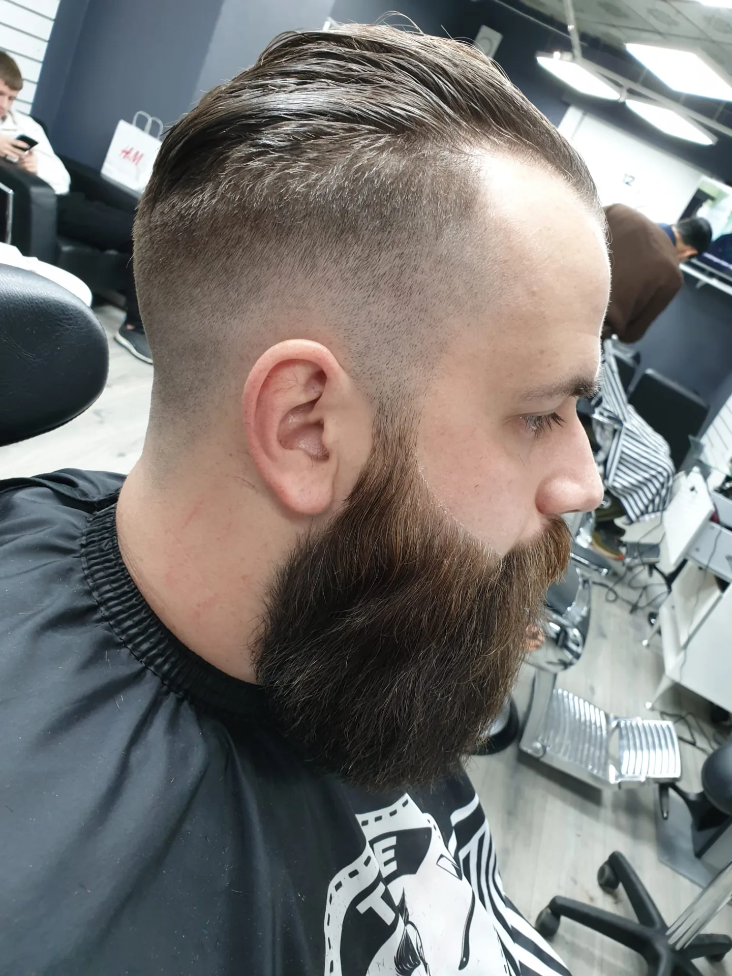 skin fade & skägg